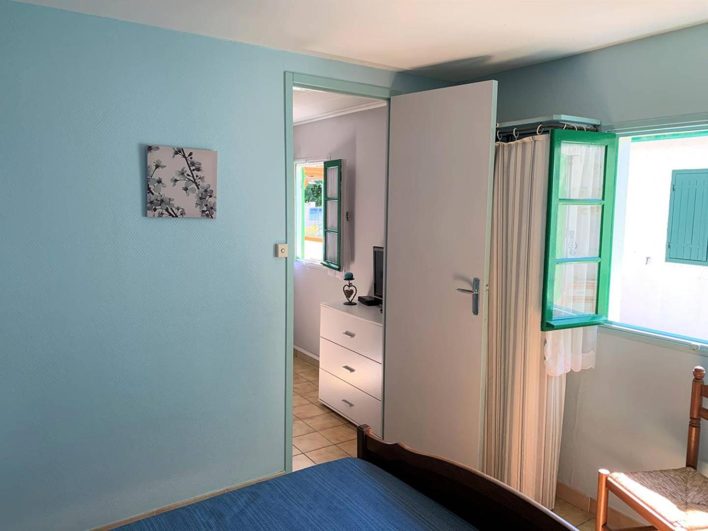 St Georges De Didonne - Agreable Petite Maison Avec Cour - 1 Chambre Saint-Georges-de-Didonne Buitenkant foto